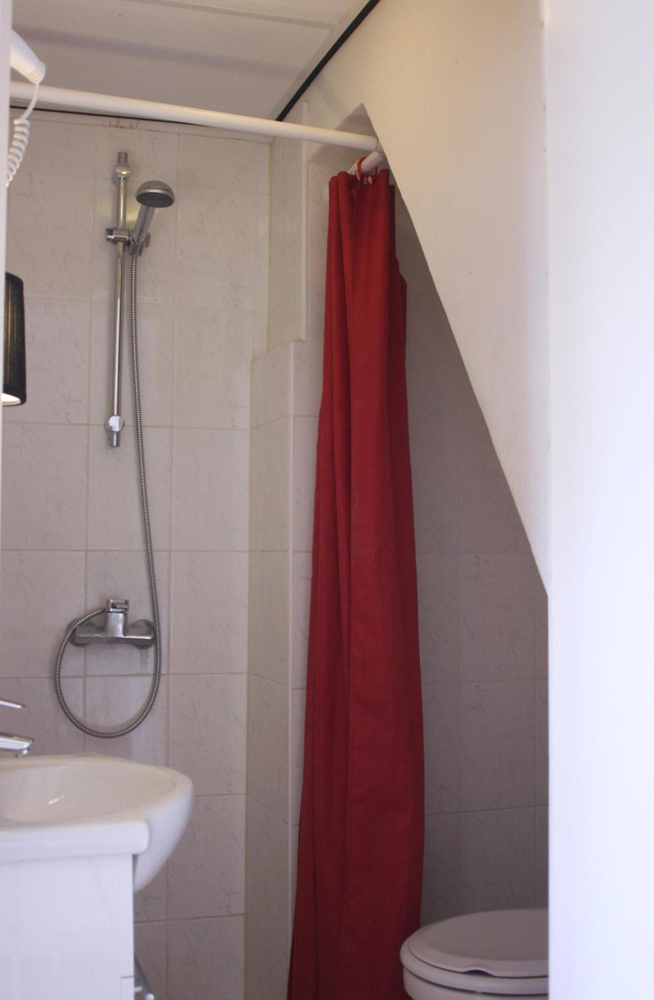 Habitación Doble con baño privado